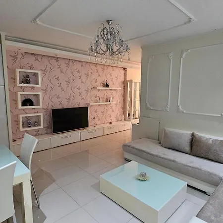 Modern - Centre - Myslym Shyri Apartman Tirana